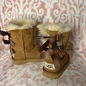 UGGs baby girls size 7
